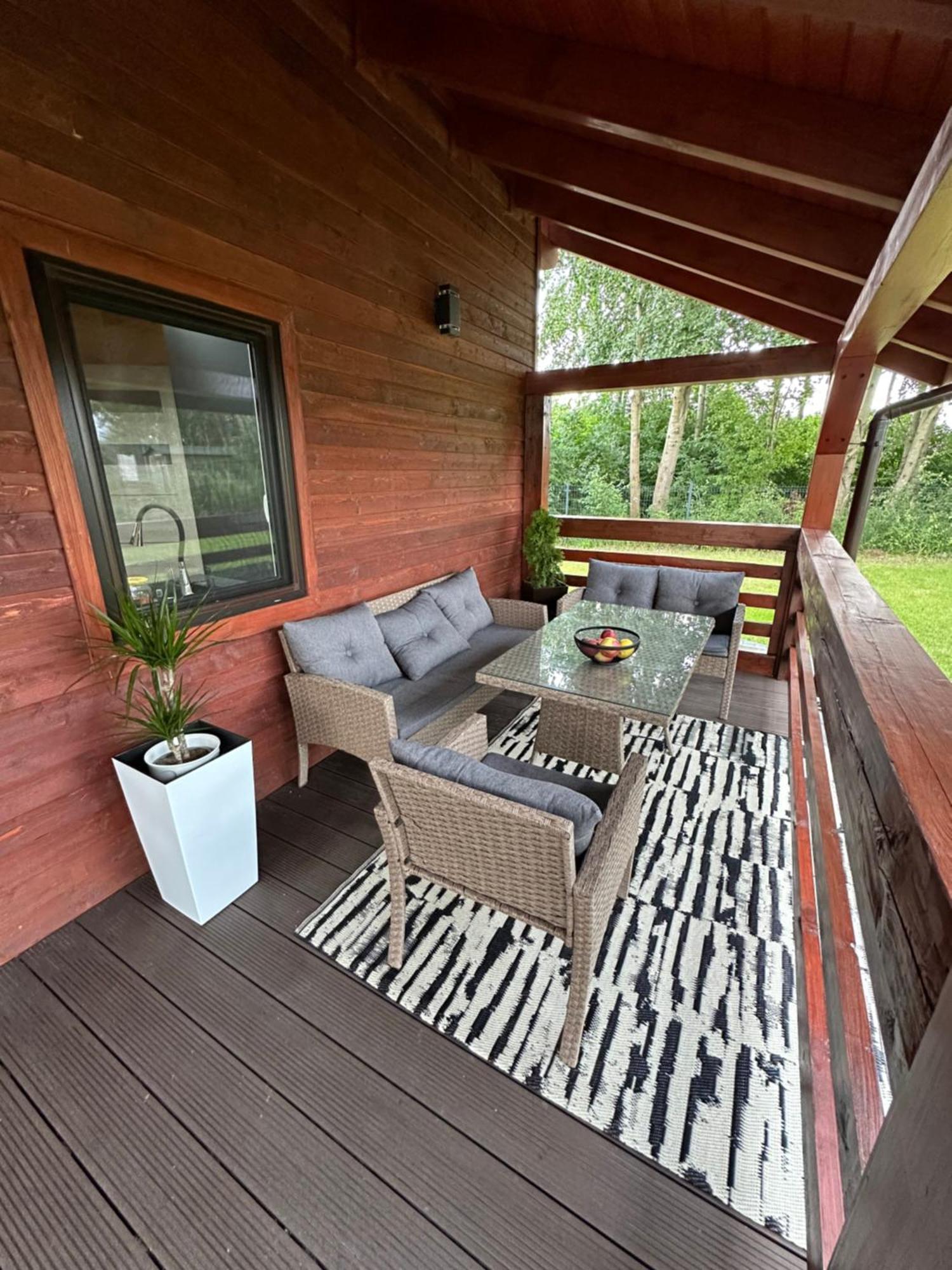 Mahoniowe Zacisze Villa Strzeszow Exterior foto